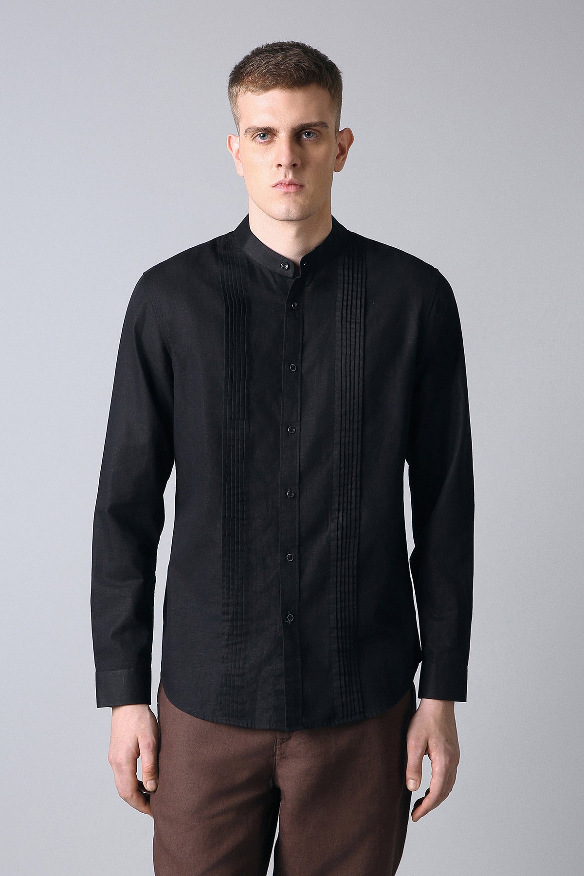 Men's Black Pintuck Linen-Cotton Mandarin Collar Shirt